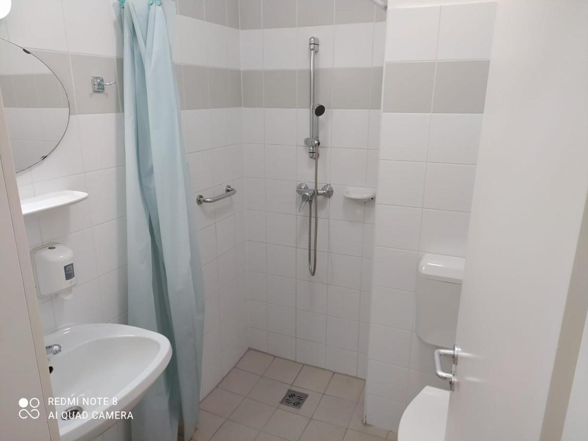 Campus Hotel Debrecen Bagian luar foto